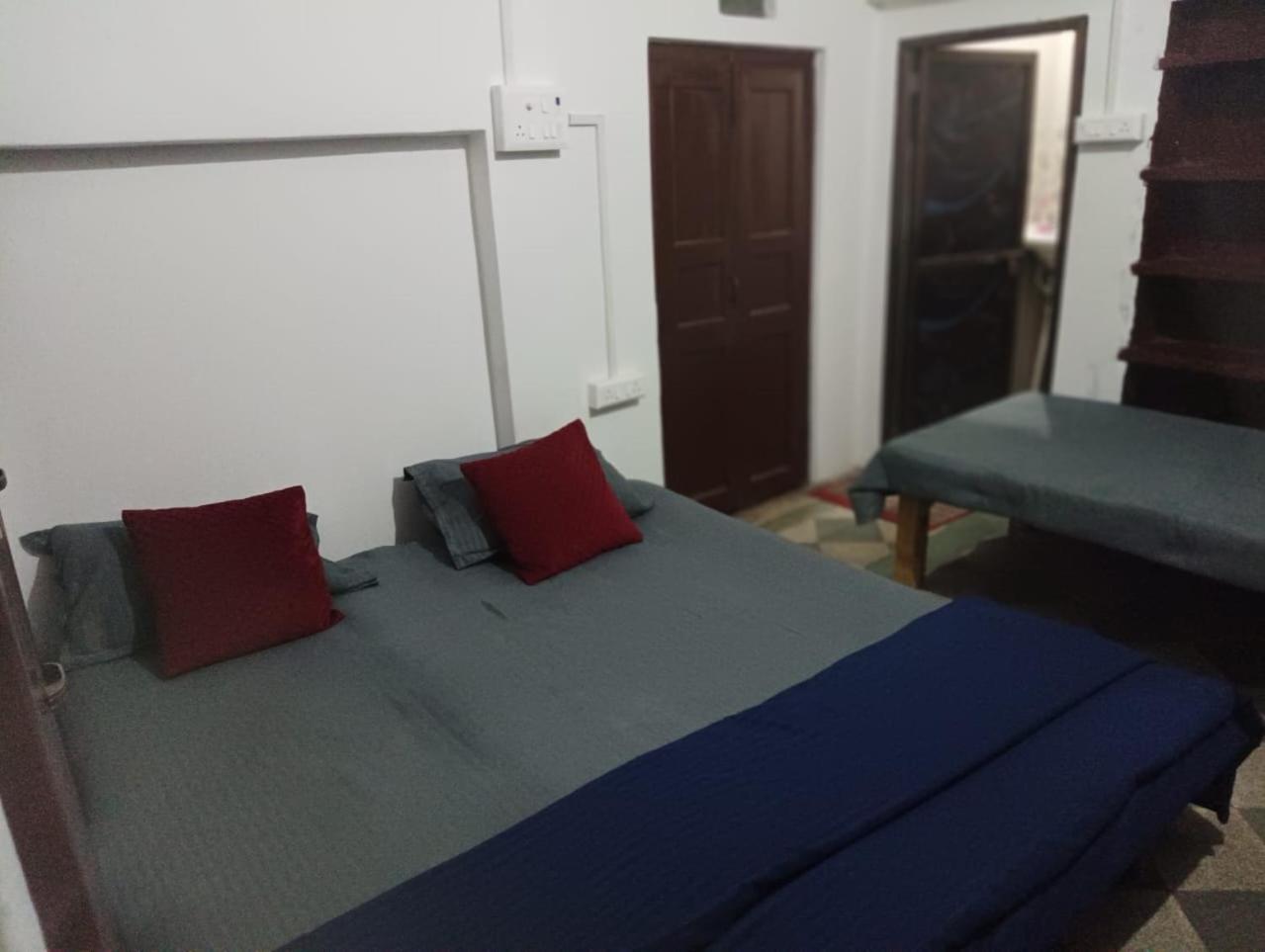 Guest house Ramaya *